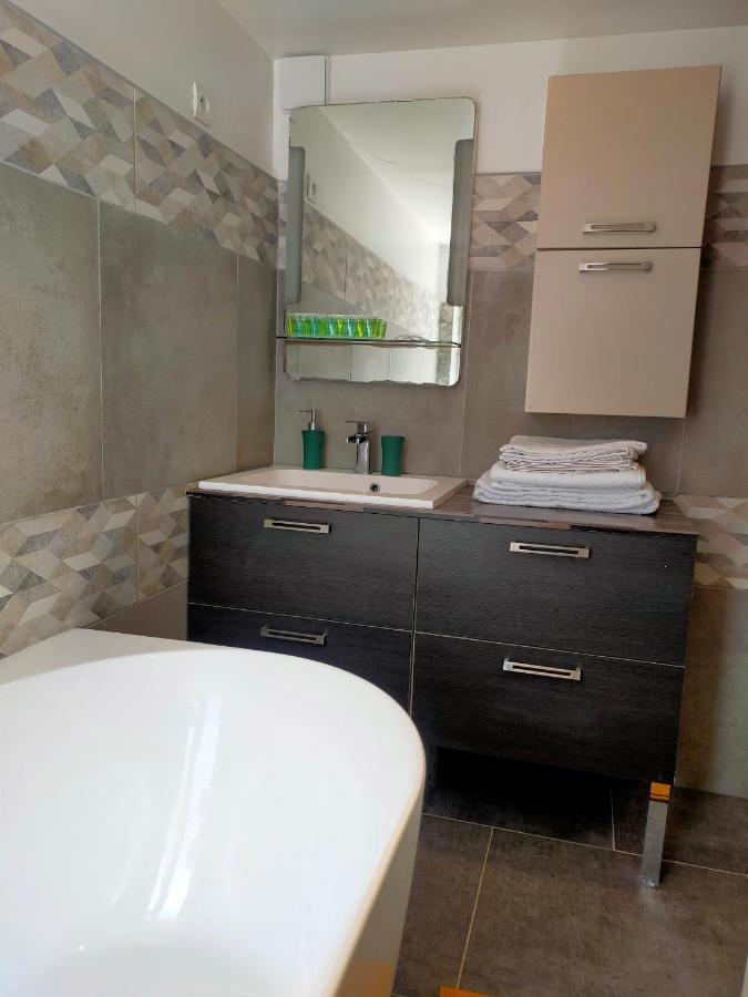 Le 32 Villa ล็องส์ ภายนอก รูปภาพ